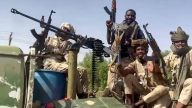 Die Vereinten Nationen warnen davor, dass dem Sudan ein „Bürgerkrieg in vollem Umfang“ droht, da bei einem Luftangriff 22 Menschen getötet werden
