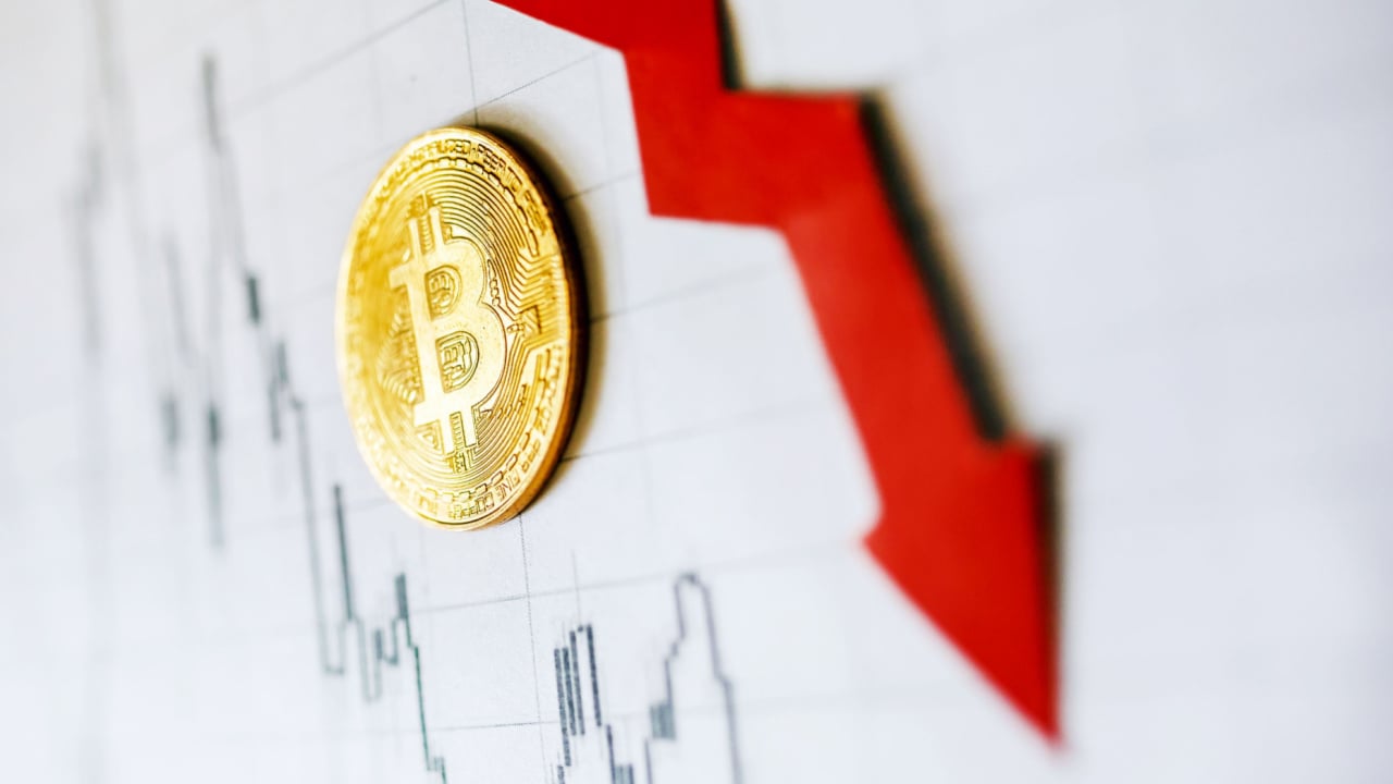 Bitcoin, Ethereum Technical Analysis: BTC, ETH Near 2-Month Lows as Bears Regain Momentum