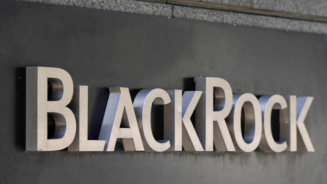 Crypto Community Skeptical of Blackrock’s XRP Pivot Rumors