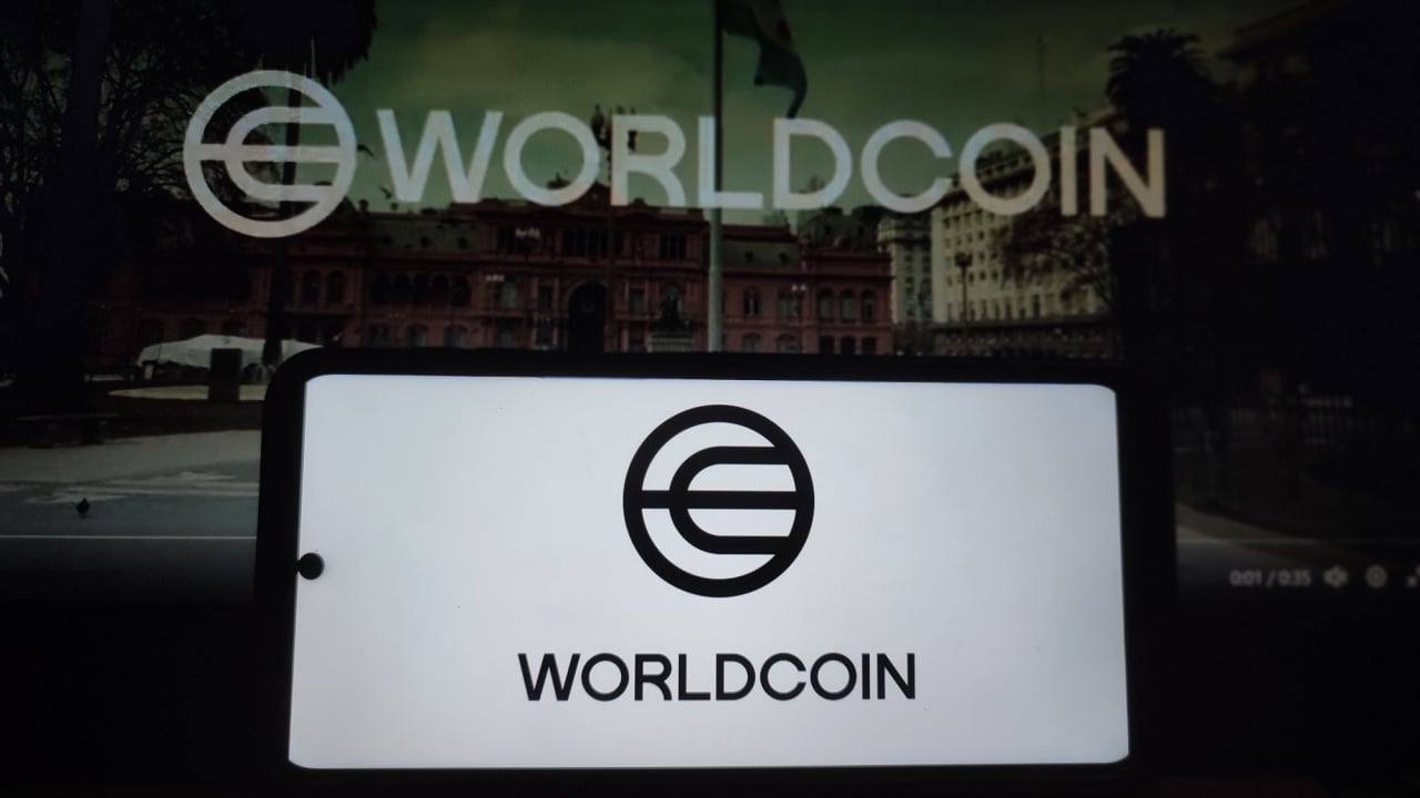 Worldcoin Claims Signups Soar in Argentina: 9.5K Users Verified in a Single Day