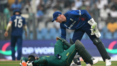 Der gestärkte Klaasen spielt die Hauptrolle, während Südafrika gegen England schlägt