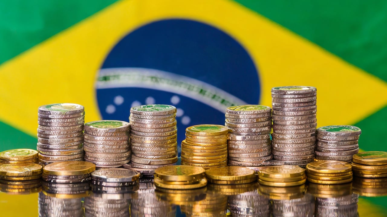 Brazilian Tax Authority Acknowledges ‘Vertiginous Growth’ of Stablecoin Trading