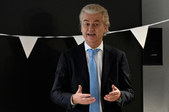 Der Kuhhandel der niederländischen Koalition beginnt, als Wilders die Macht im Visier hat