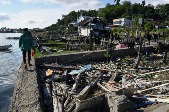 Überlebende des Taifuns auf den Philippinen begehen den 10. Jahrestag