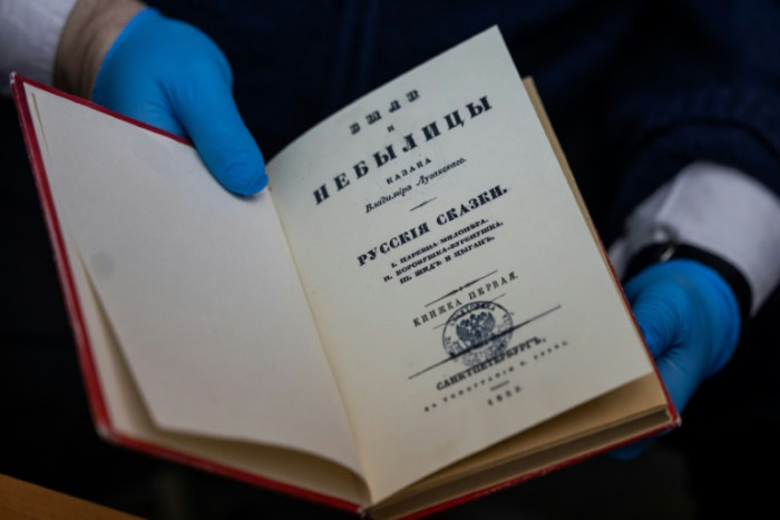 „Verlorene Diamanten“: Seltene russische Bücher aus europäischen Bibliotheken gestohlen
