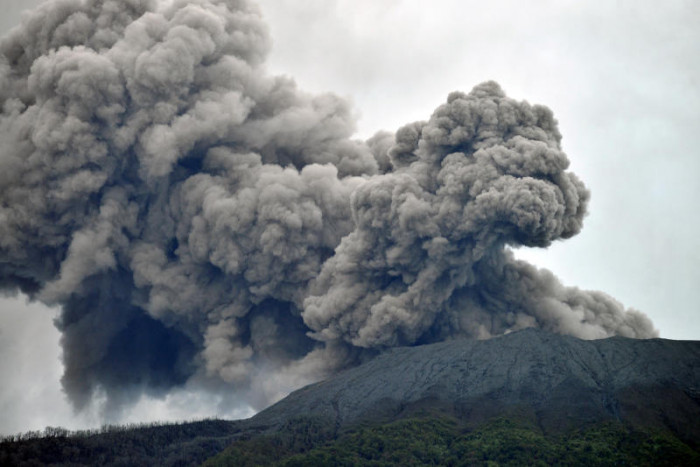 Elf Wanderer wurden bei einem Vulkanausbruch in Indonesien getötet