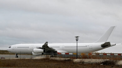 Flugzeug wurde tagelang in Frankreich wegen Menschenhandels festgehalten und landet in Indien