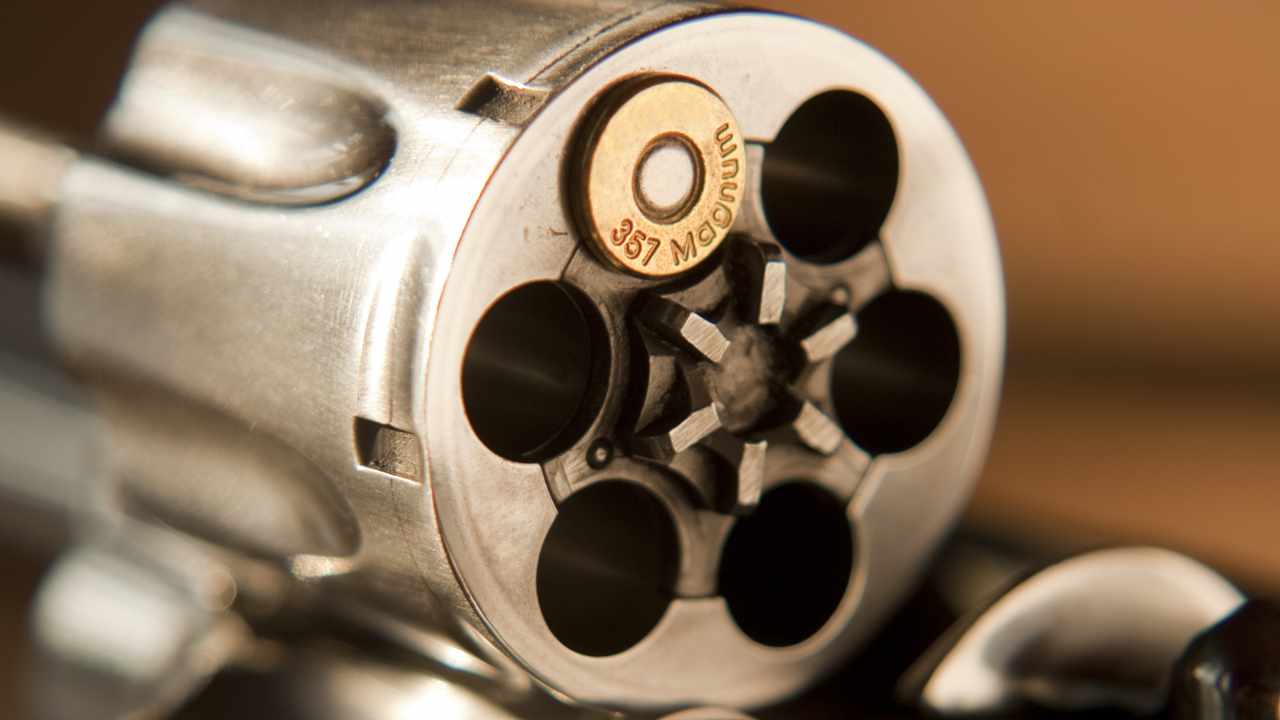 Robert Kiyosaki Doubles Down on Biggest Crash Prediction — ‘No Time to Play Russian Roulette With Your Life’