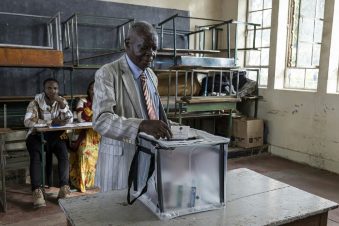 Wahllokale in der DR Kongo werden inmitten des Konflikts im Osten eröffnet