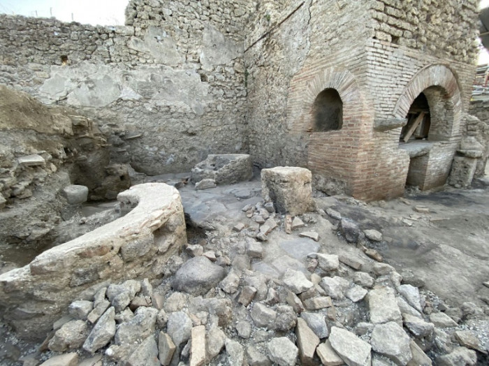 „Gefängnisbäckerei“ im antiken Pompeji gefunden