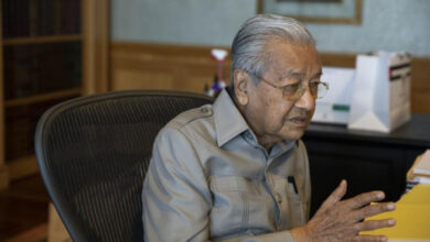 Mahathir aus Malaysia sagt, die Transplantationsuntersuchung seines Sohnes sei politisch motiviert