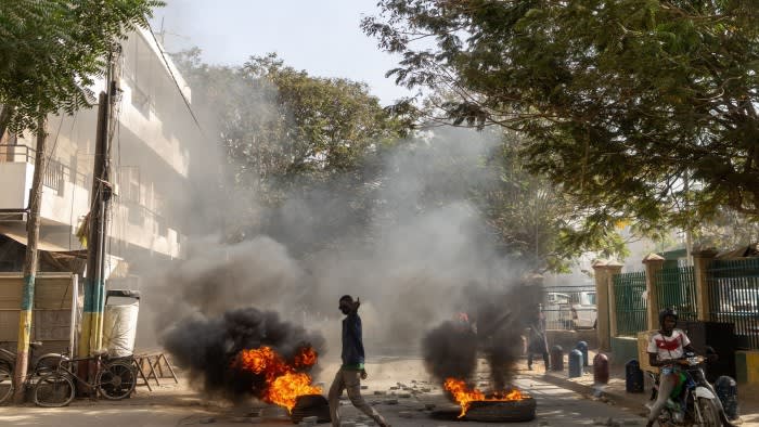 Das oberste Gericht Senegals tadelt den Präsidenten wegen der Verschiebung der Wahl