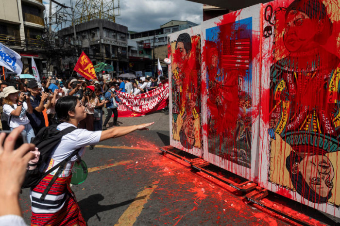 Duterte von den Philippinen droht wegen Verfassungsänderung mit Abspaltung