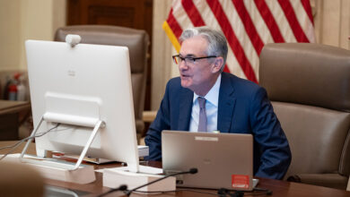 Powell is rethinking rate cuts?