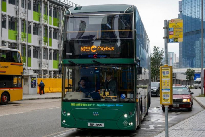 Hongkongs erster wasserstoffbetriebener Doppeldeckerbus wird in einem Monat auf die Straße kommen