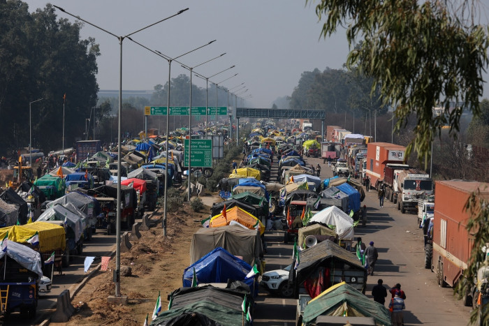 Indische Bauern unterbrechen großen Protestmarsch