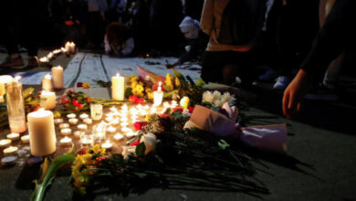 Mann stirbt, nachdem er sich vor der israelischen Botschaft selbst angezündet hat
