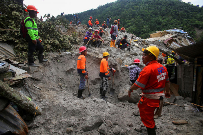 Zahl der Todesopfer durch Erdrutsch auf den Philippinen steigt auf 54