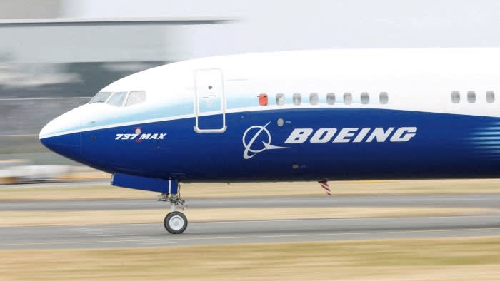 Boeing warnt vor Cash-Burn im ersten Quartal