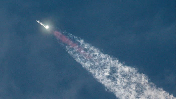 Die Starship-Rakete von SpaceX erreicht die Umlaufbahn, geht aber bei der Rückkehr zur Erde verloren