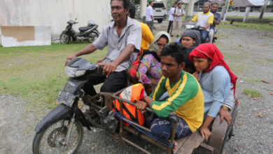 Indonesische Fischer retten Dutzende Rohingya, nachdem das Boot gekentert ist