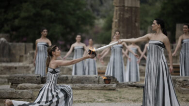 Das olympische Feuer beginnt seine Reise nach Paris