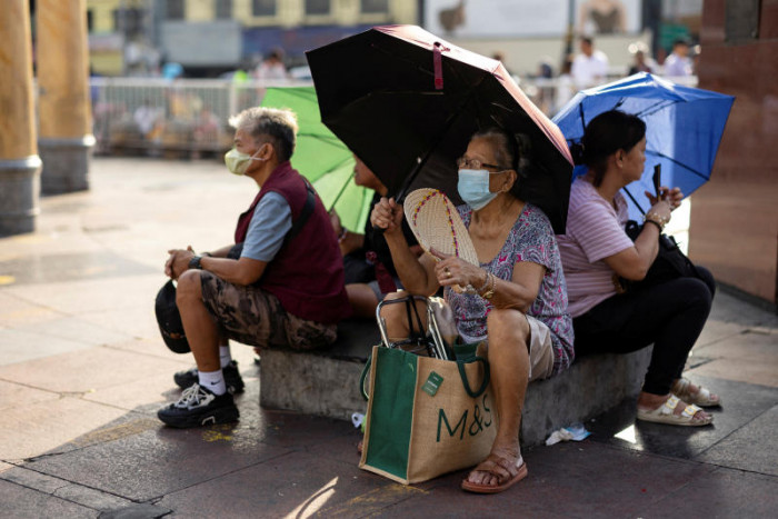 Die Philippinen schließen Schulen, da die Hitze in der Hauptstadt den Rekord von 1915 sprengt