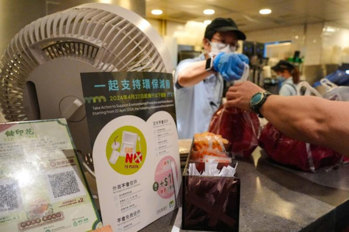 Hongkongs Verbot von Einwegkunststoffen verläuft reibungslos
