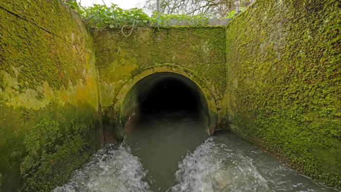 Zwei britischen Wasserversorgern fehlen vollständige Karten der Abwassernetze