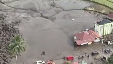 Bei Überschwemmungen kommen im indonesischen West-Sumatra 43 Menschen ums Leben, 15 werden vermisst