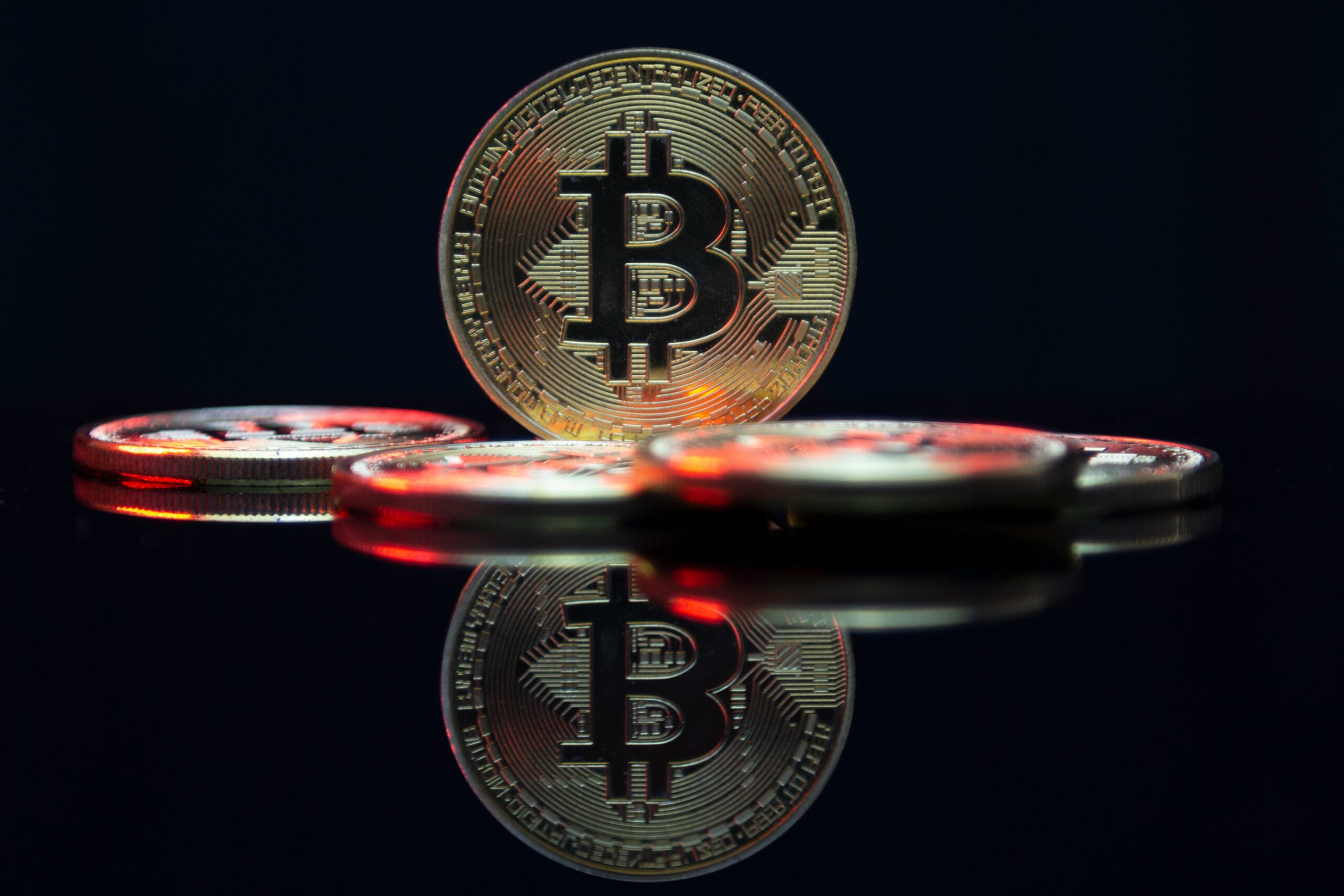 Bitcoin ist noch nicht außer Gefahr, warnt NVT Golden Cross