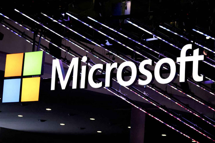 Microsoft bereitet neues KI-Modell vor, um mit Google, OpenAI, zu konkurrieren, berichtet The Information