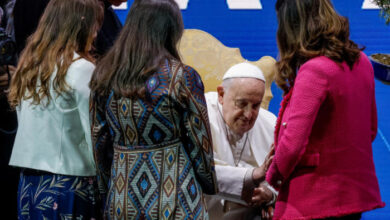 Papst fordert Regierungen dringend auf, die demografische Krise anzugehen