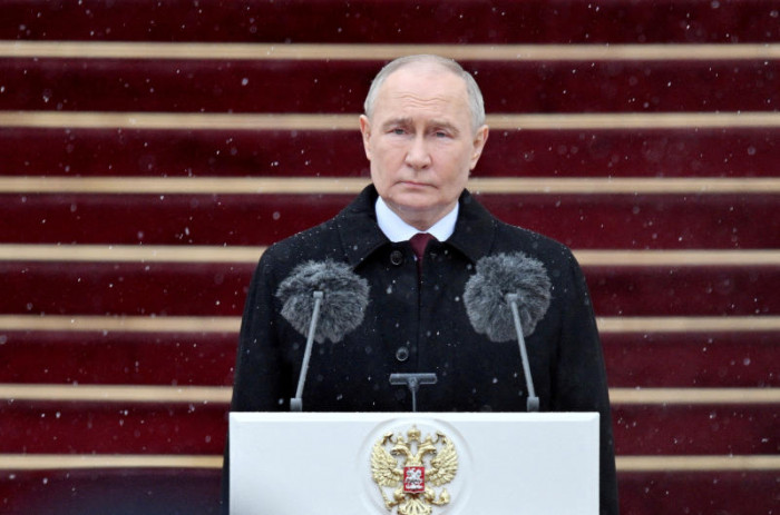 Putin erneuert seine nuklearen Drohungen gegen den Westen