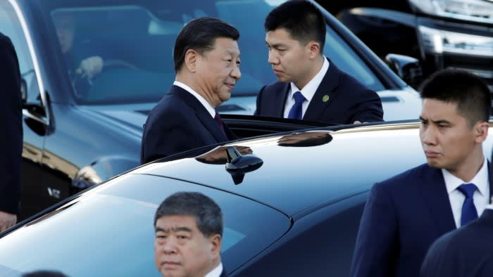Xi Jinping besucht Europa, um einen Handelskrieg abzuwenden