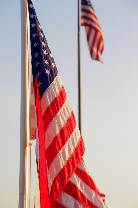 Trump und die Krypto-Kontroversen: Demokraten fordern SEC-Transparenz