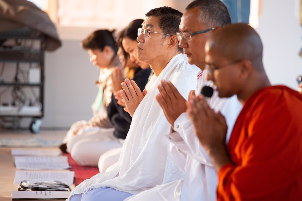 „Krypto unter Druck: Trumps Zölle gefährden Bitcoin und Märkte“