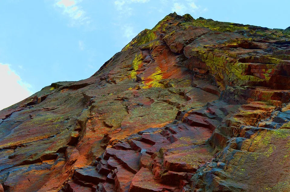 Die Zukunft des Bitcoin: Top 10 Mining-Apps für mobiles Investieren 2025