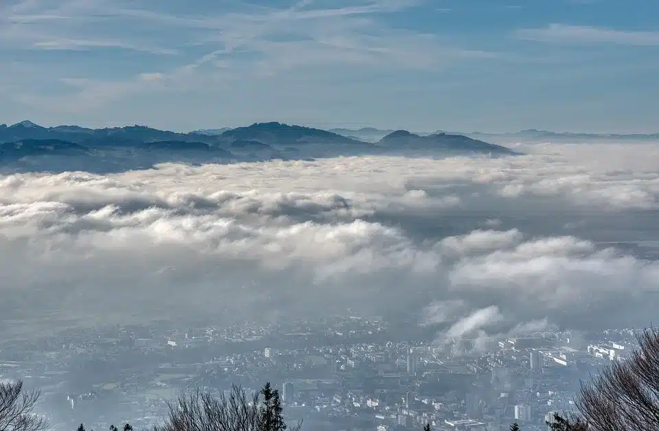 Bitcoin-Kurs pendelt bei 117.000 US-Dollar: Ausblick 2025