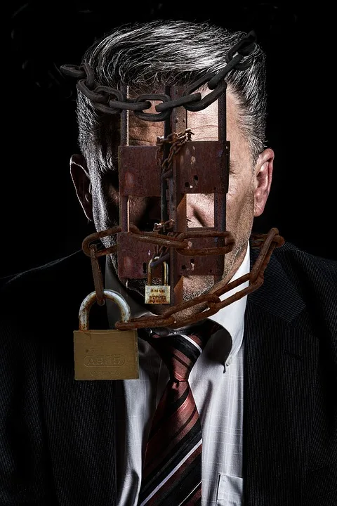 Betrug durch falschen Trader: Frau aus Villach in Not