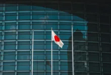 „Japans drei größte Banken streben gemeinsame Stablecoin-Emission bis März an“